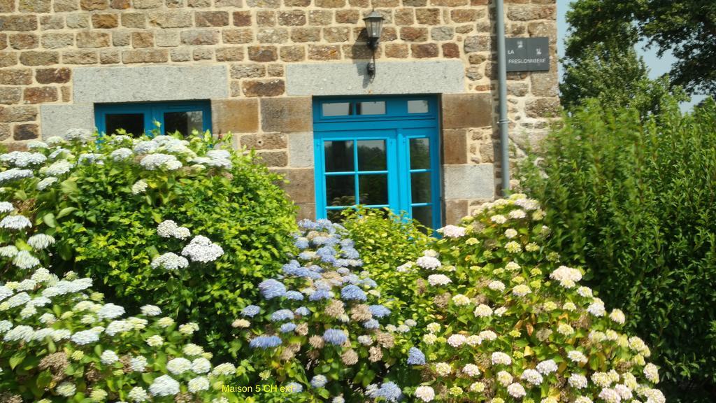 Sarl Verrerie Royale Val-Couesnon 外观 照片
